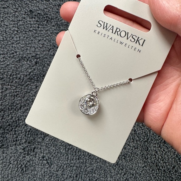 Swarovski Irregular Circle Necklace - Picture 2 of 4